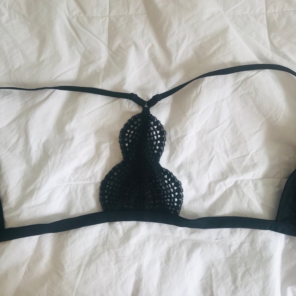 NEW Victoria’s Secret Black Bralette - Picture 4 of 4